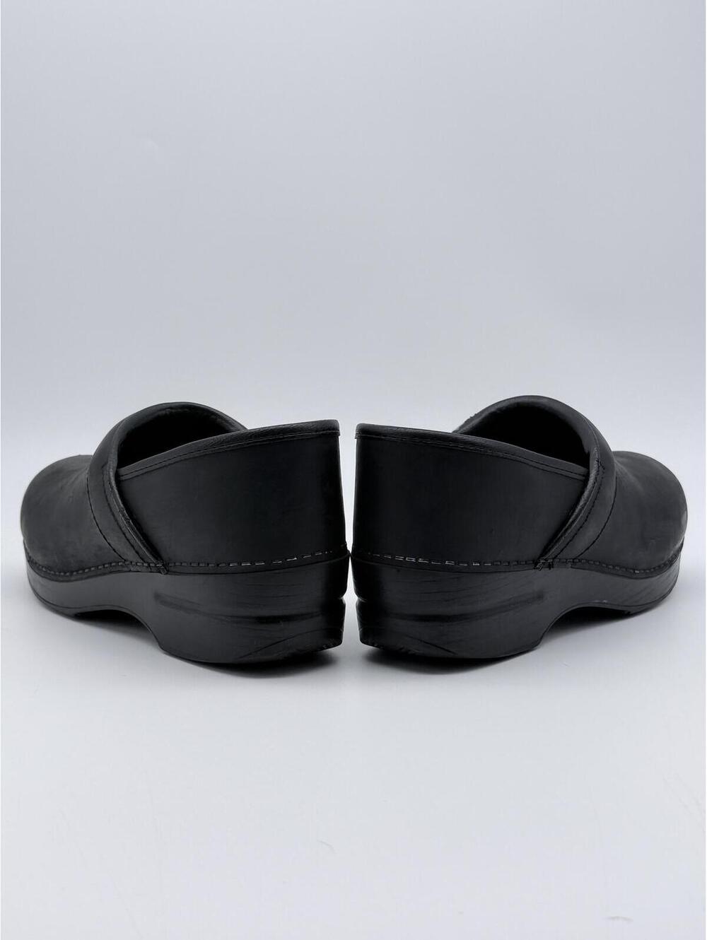 Dansko Professional Clogs, Black Oiled Leather, Womens‎ EU 38 / US 7.5-8 - Picture 7 of 12